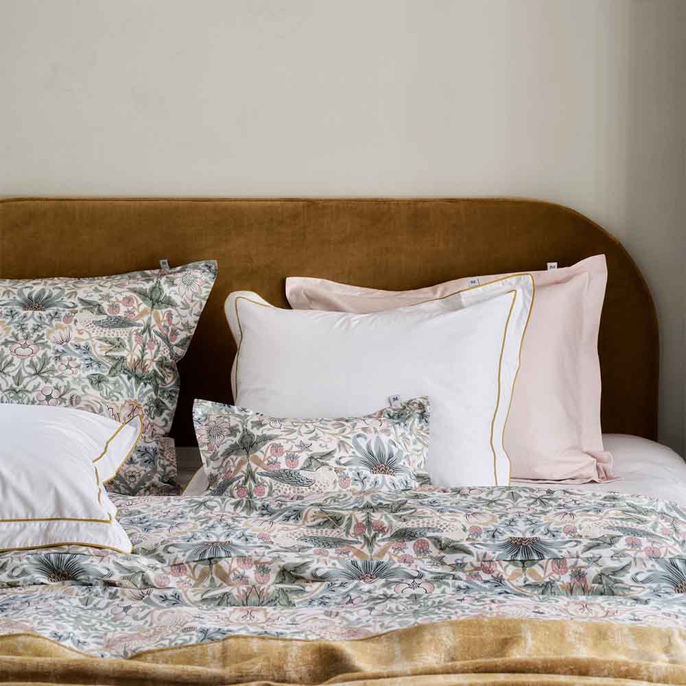 Mille Notti Morris & Co Strawberry Thief P&aring;slakan