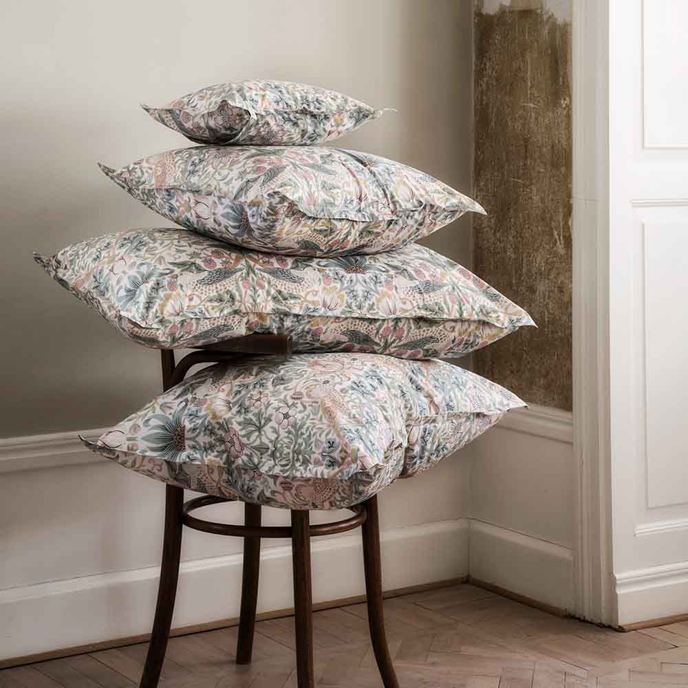 Mille Notti Morris & Co Strawberry Thief Örngott