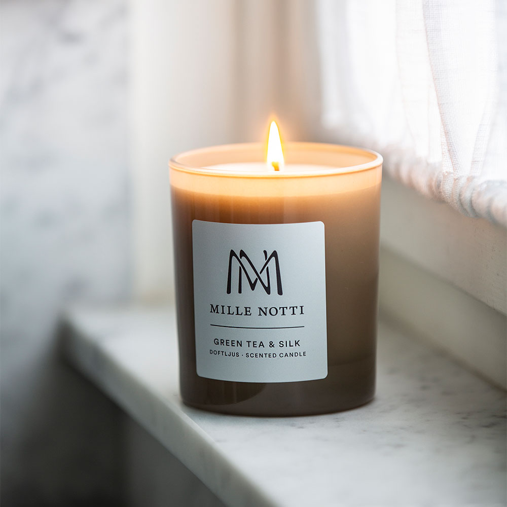 Mille Notti Green Tea & Silk Doftljus