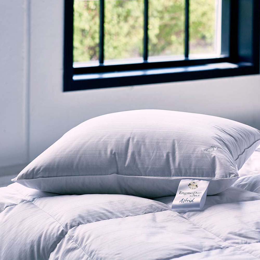 Engmo Dun Astrid Dunkudde Fast & Hög