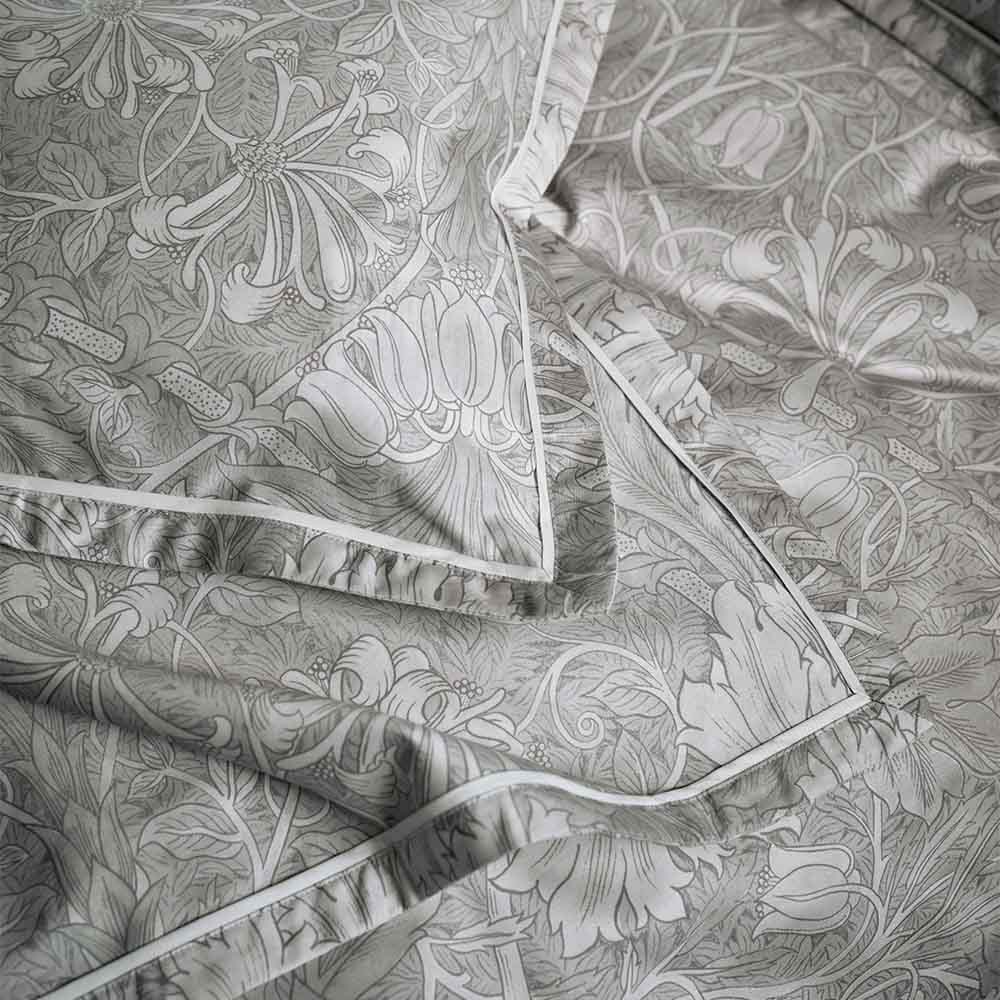 Mille Notti Honeysuckle & Tulip Blommigt &Ouml;rngott