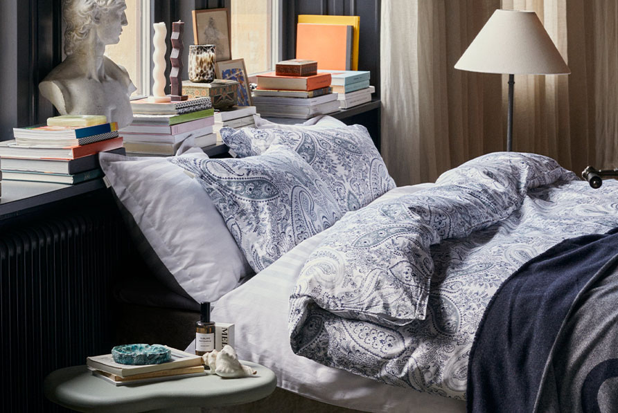 Blått påslakanset i paisley design från GANT - Förstklassiga textilier till hemmet i tidlös design
